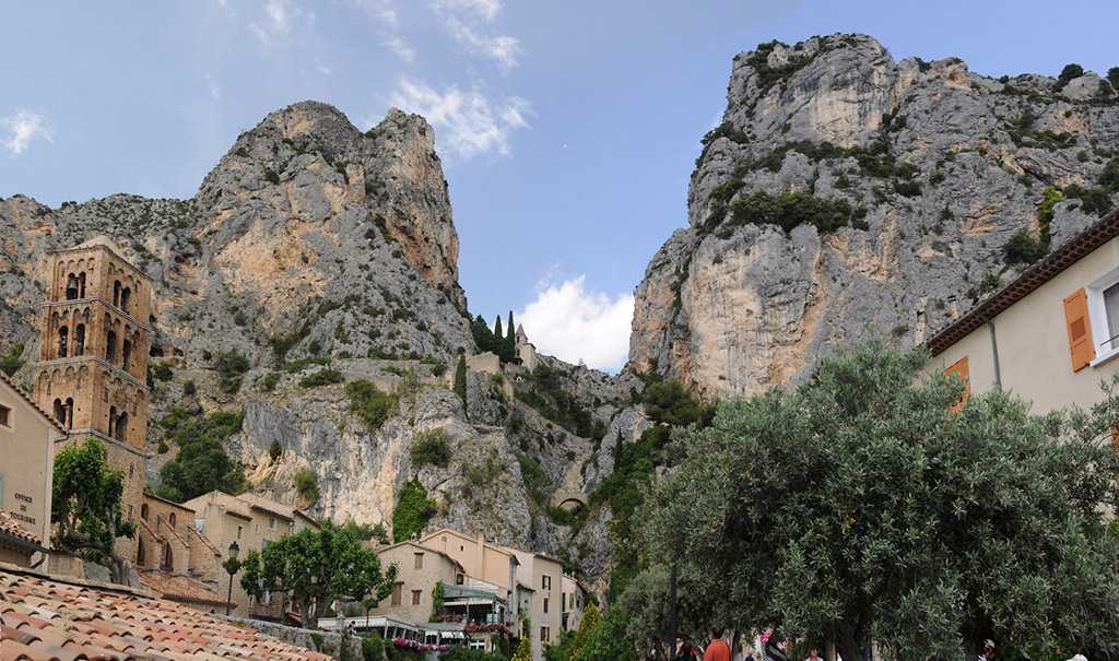 Moustiers-Ste-Marie en Provence, France