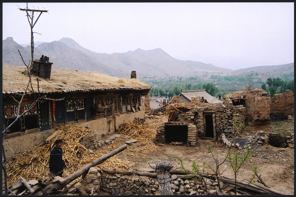 image from the countryside (b)